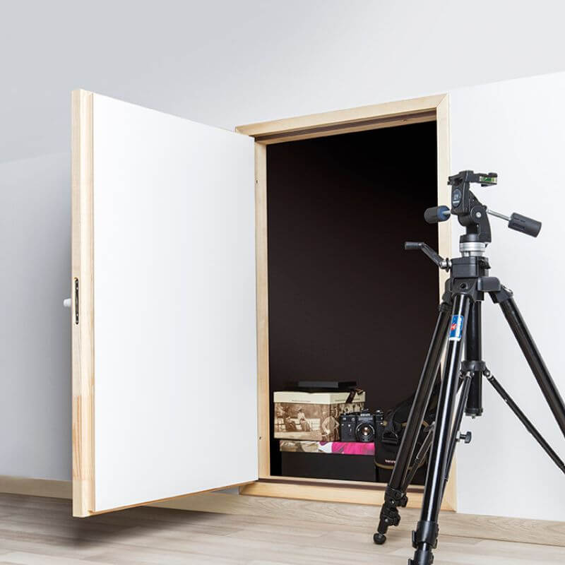 Fakro DWT Energy Efficient Knee Wall Door storage camera