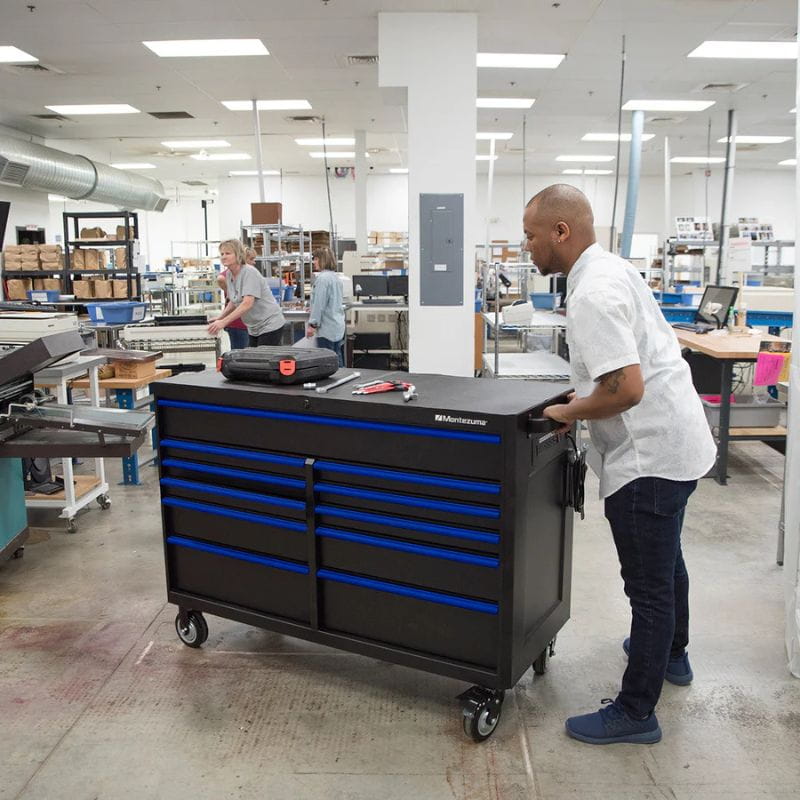 montezuma 56x24 11 drawer tool cabinet workshop